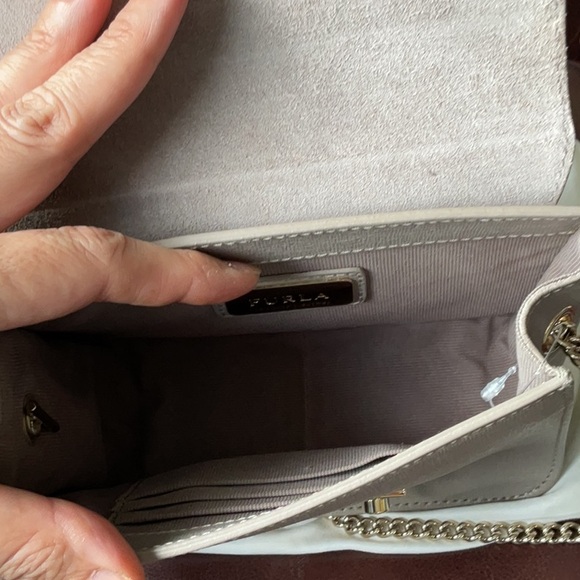 Furla Light Grey Crossbody Bag with Gold Chain and Dust bag - Picture 6 of 8